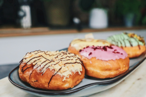 How to Spot Trends in Bakery & Confectionery Using AI